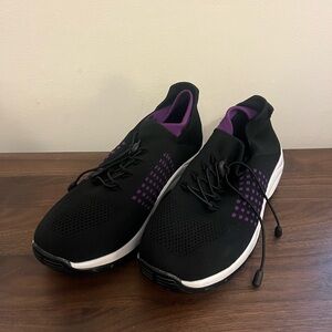 ComfortWear Ortho Stretch
Cushion Shoes. Black/Purple. Size 8W.